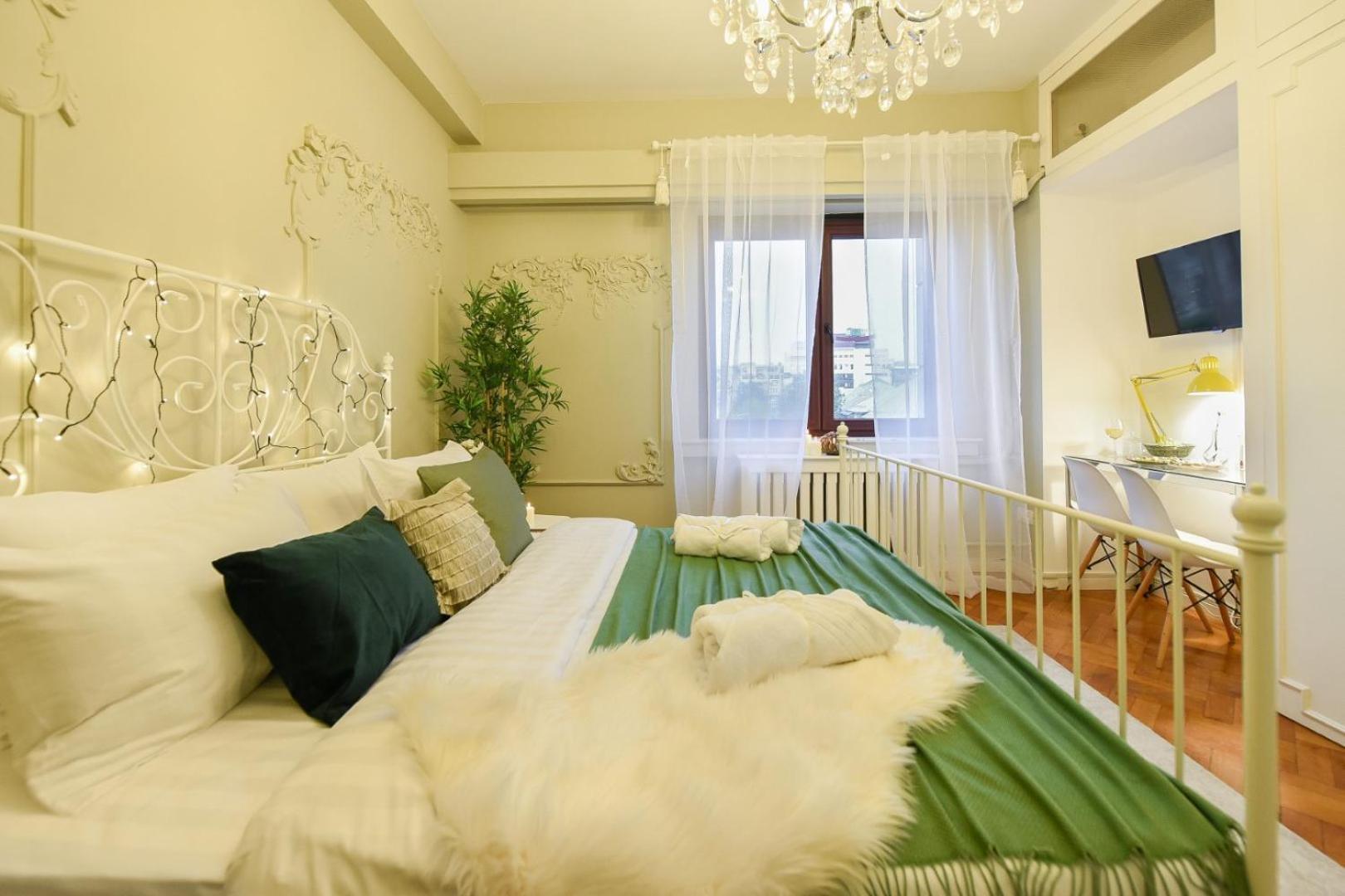 Cozy Studio Overlooking The Old Town Bucureşti Eksteriør bilde